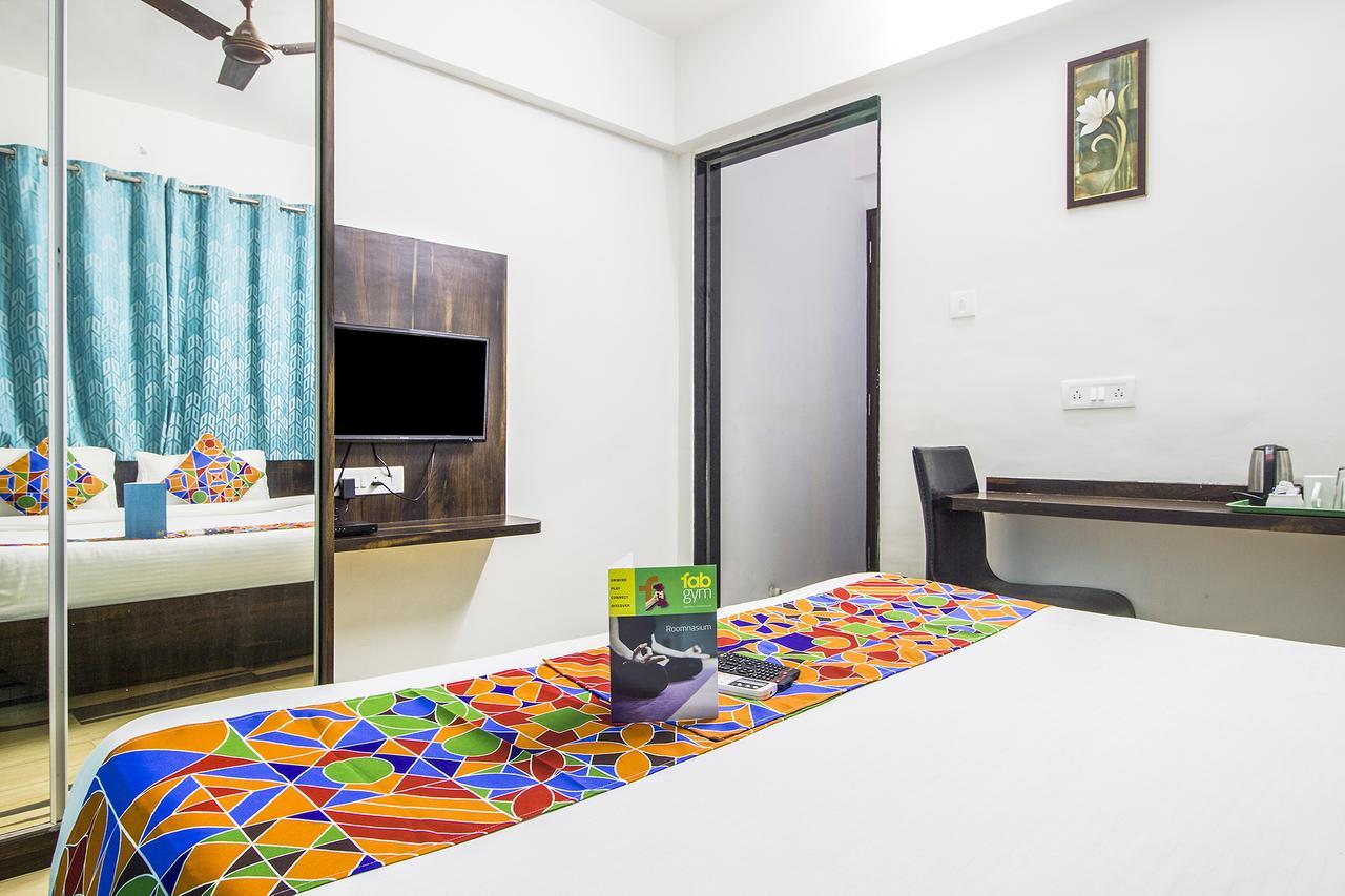 נאסיק Fabhotel Pruthamesh Pride מראה חיצוני תמונה